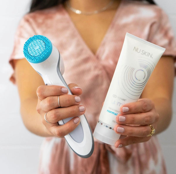 facial cleanser lumispa